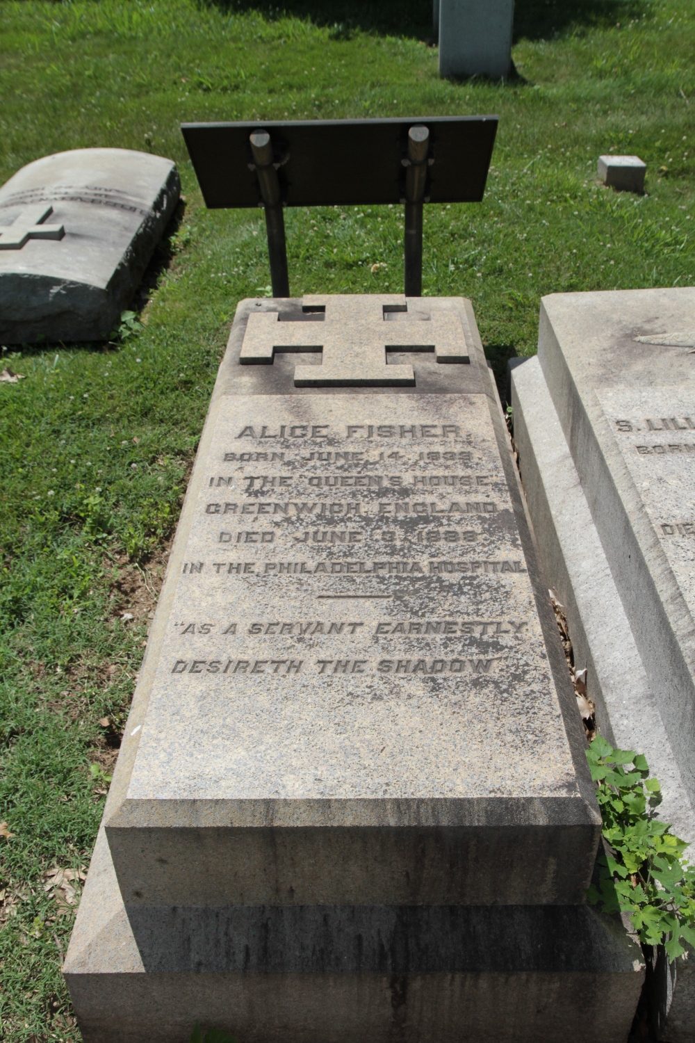 Alice%20Fisher%20and%20Lillian%20Clayton%27s%20tombs%2C%20Woodland%20Cemetery%2C%20Philadelphia%20-%2005.jpg